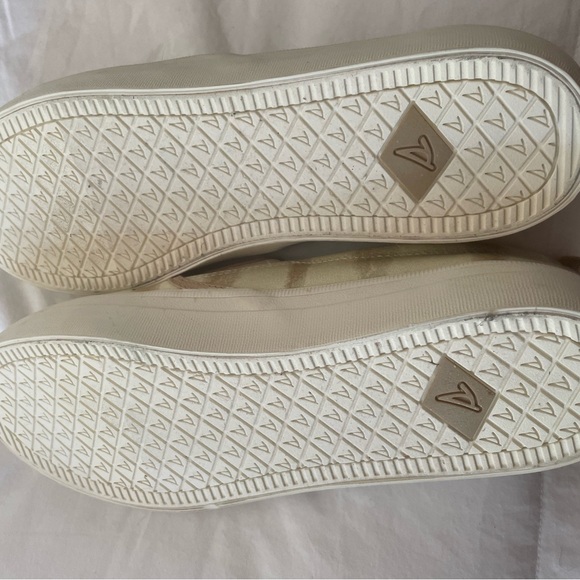 Sperry Slip-on tan & white shoes - Picture 3 of 3